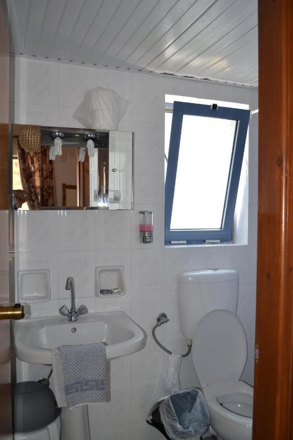 Adamas Rooms Палеохора Экстерьер фото