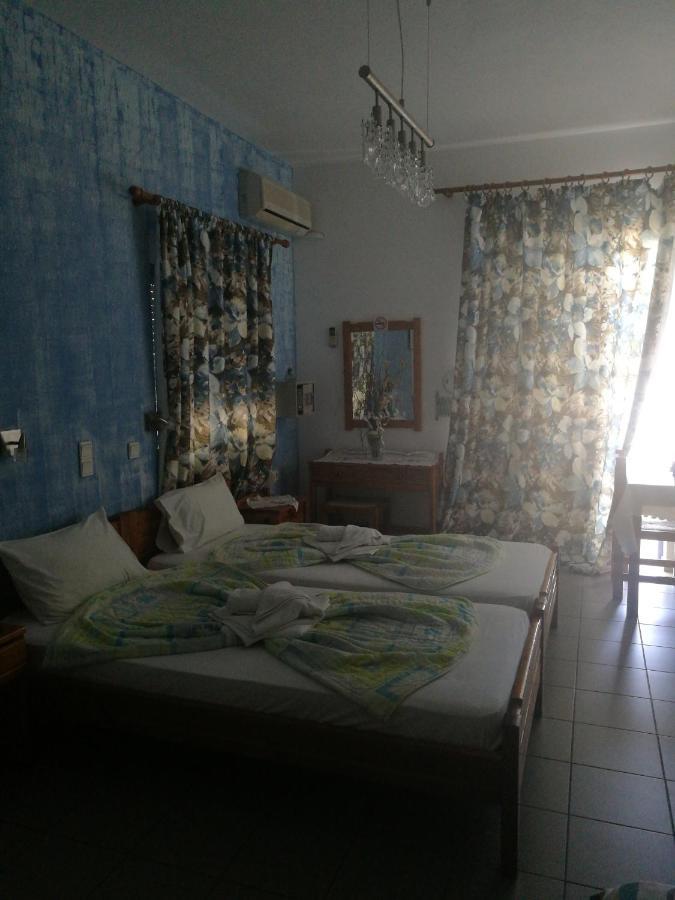 Adamas Rooms Палеохора Экстерьер фото